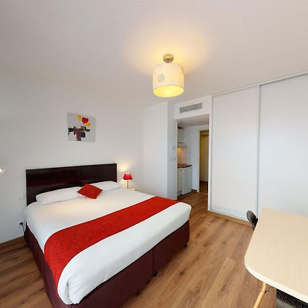 Alezan Hotel & Residence Тулуза Экстерьер фото